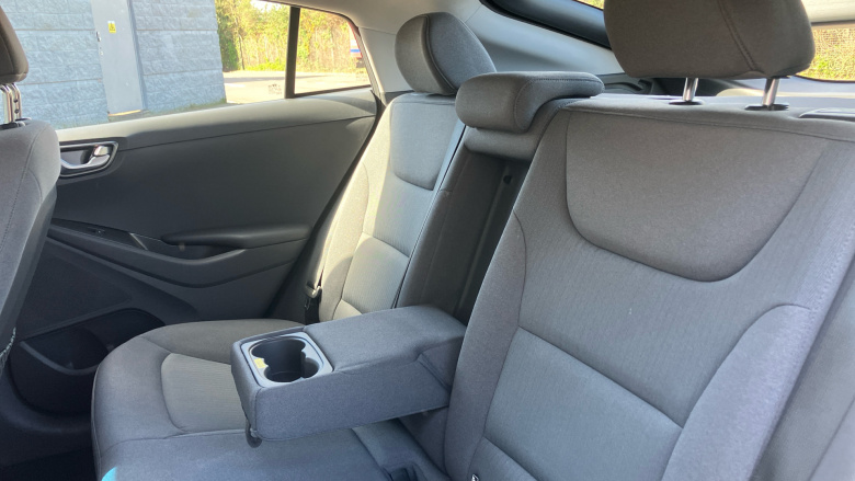 Hyundai IONIQ 1.6 GDi Hybrid Premium 5dr DCT Hybrid Hatchback